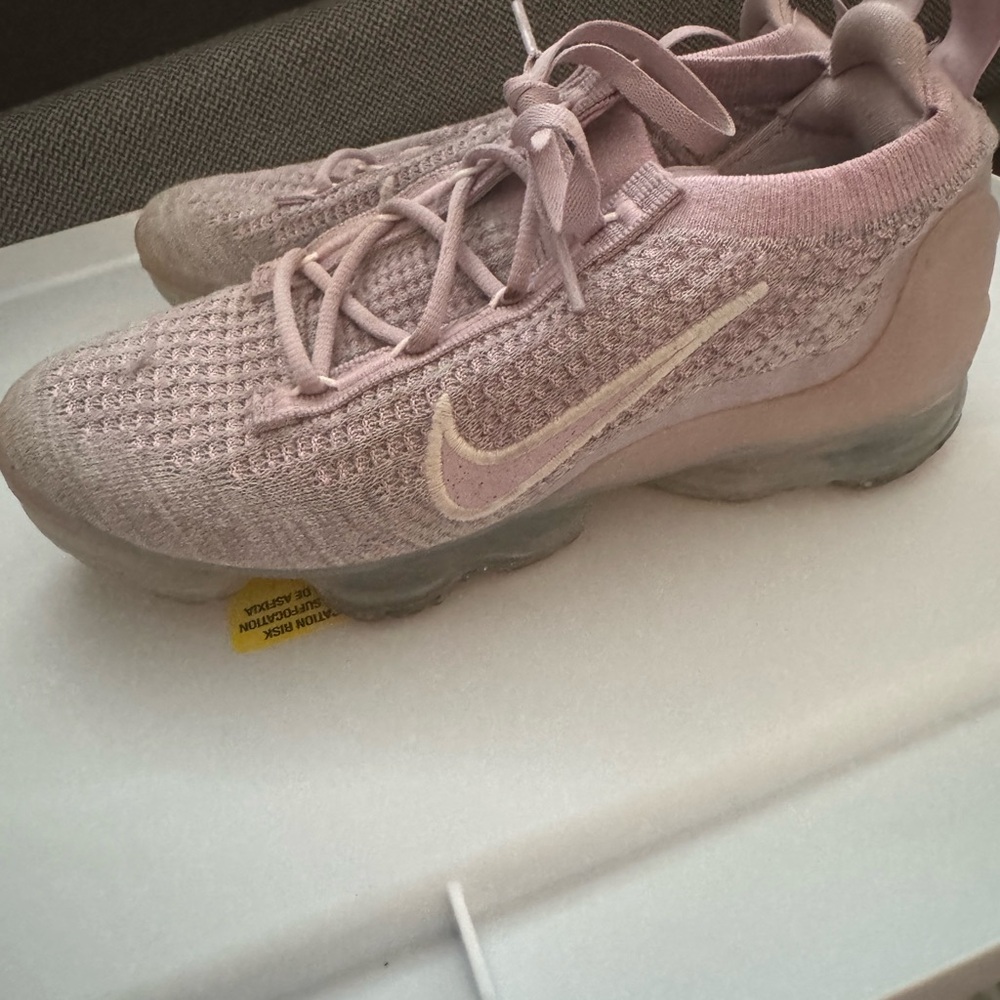Nike Vapor Flyknit size 6